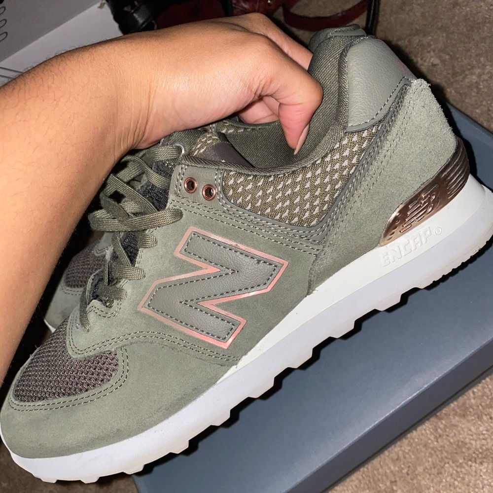 New balance classic